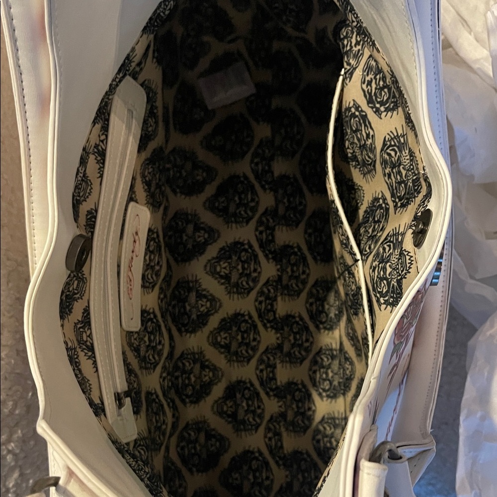 Ed Hardy Skull and Rose Shoulder Bag - Picture 10 of 15